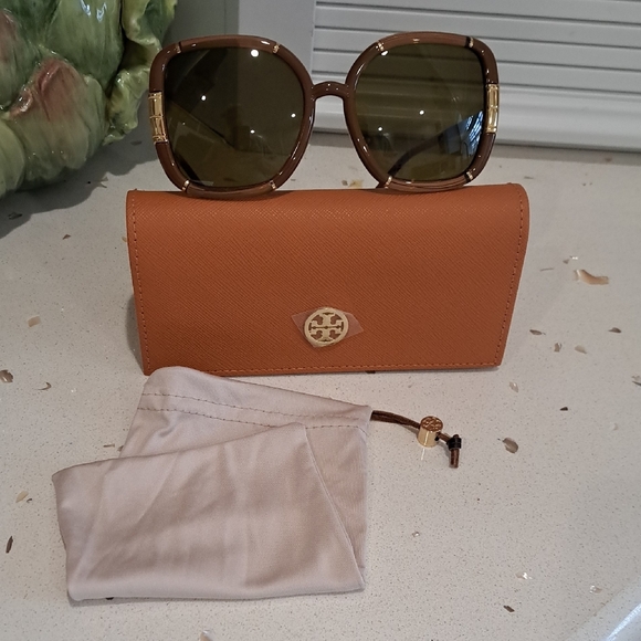 NWT Tory Burch Brown Frame Sunglasses - Picture 9 of 10